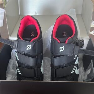 Peloton Cycling Shoes (Size 8)